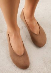 Brązowe Balerinki z Imitacji Zamszu w Stylu Basic Saraphiele. Brązowe baleriny damskie Renee, bez wzorów, z jeansu, bez obcasa. Za 74.99 zł.