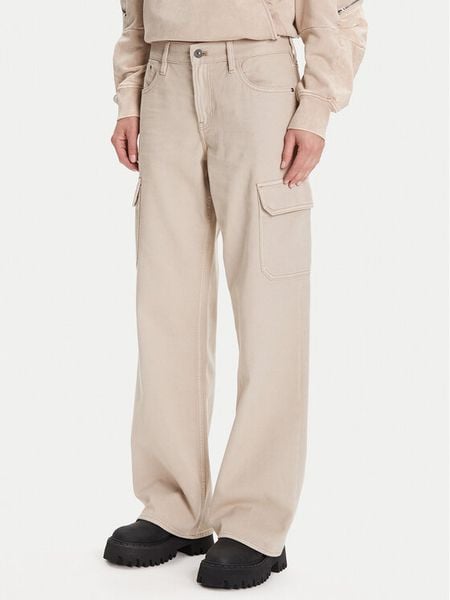 G-Star Raw Spodnie materiałowe Judee D24673-E078 Beżowy Relaxed Fit. Brązowe spodnie materiałowe damskie G-Star Raw, bez wzorów, z bawełny. Za 289.99 zł.