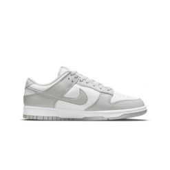 Buty sportowe Nike Dunk LOW RETRO. Szare obuwie sportowe damskie Nike, bez wzorów, trekkingowe. Za 484.00 zł.