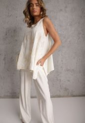 Biały Wiskozowy Komplet z Lnem w Stylu Boho Spodnie i Bluzka z Haftem Marymene. Białe spodnie materiałowe damskie Renee, m, z aplikacjami, z tkaniny. Za 139.99 zł.