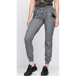 Szare Spodnie Dresowe Up Heels. Szare spodnie dresowe damskie Born2be, z dresówki. Za 24.99 zł.