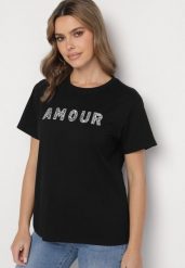 Czarny T-shirt z Bawełny Ozdobiony Haftowanym Napisem z Cekinami Marisiana. Czarne bluzki damskie Born2be, m, bez wzorów, z bawełny, glamour, bez kołnierzyka, bez ramiączek. Za 34.99 zł.