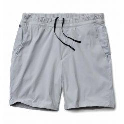 Spodenki turystyczne Mountain Hardwear Dynama™. Czarne szorty męskie Mountain Hardwear, l, bez wzorów, z materiału. Za 362.50 zł.