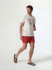 Gładkie szorty plażowe - czerwony. Czerwone szorty męskie Reserved, l, bez wzorów, z tkaniny. Za 89.99 zł.