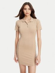 Guess Sukienka dzianinowa V5YK00 KCX12 Beżowy Regular Fit. Brązowe sukienki damskie Guess, xl, z aplikacjami, z dzianiny, bez kołnierzyka, bez ramiączek. Za 229.99 zł.