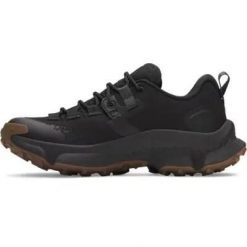 Damskie buty trekkingowe Under Armour Expanse. Czarne obuwie sportowe damskie Under Armour, bez wzorów, do biegania. Za 468.10 zł.