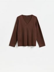 Sweter z lyocellem - ciemnobrązowy. Brązowe swetry damskie Reserved, l, bez wzorów, z dzianiny, bez kołnierzyka, bez ramiączek, bez kaptura. Za 139.99 zł.