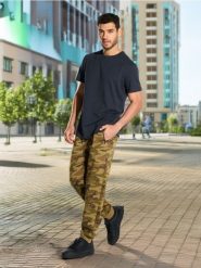 Spodnie jogger - wielobarwny. Spodnie materiałowe męskie Sinsay, l, bez wzorów. W wyprzedaży za 27.99 zł.