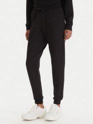 Armani Exchange Spodnie dresowe XW000828 AF13397 UC001 Czarny Regular Fit. Czarne spodnie dresowe damskie Armani Exchange, l, bez wzorów, z dresówki. Za 519.99 zł.