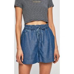 Guess Jeans - Szorty. Szorty damskie marki Guess Jeans. Za 319.90 zł.