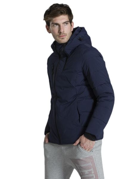 Leone 1947 Apparel Męska kurtka z kapturem Urban. Niebieskie kurtki męskie LEONE 1947 APPAREL, na zimę, l, z aplikacjami, z puchu, z kapturem. Za 294.66 zł.