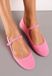 Fuksjowe Balerinki z Zapięciem na Sprzączkę z Ekozamszu Loraleima. Czerwone baleriny damskie Renee, bez wzorów, eleganckie, bez obcasa. Za 44.99 zł.