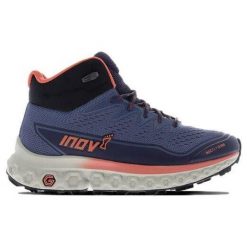 Buty turystyczne damskie Inov-8 RocFly G 390. Niebieskie obuwie sportowe damskie Inov-8, trekkingowe. Za 866.20 zł.