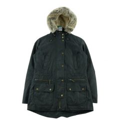 Second life - Barbour parka damska Kelsall woskowana - Stan bardzo dobry. Czarne parki damskie Barbour, l, bez wzorów, eleganckie, bez kaptura. Za 425.96 zł.