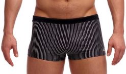 Bokserki kąpielowe Funky Trunks Pin Stripe. Czarne kąpielówki męskie FUNKY TRUNKS, l, bez wzorów, z materiału, na fitness i siłownię. Za 179.00 zł.