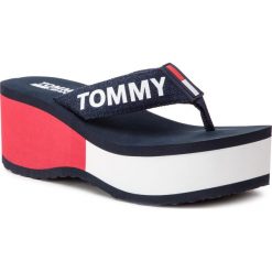 Japonki TOMMY JEANS - Colorblock Flatform Beach Sandal EN0EN00469 Rwb 020. Klapki damskie marki Tommy Jeans. Za 249.00 zł.