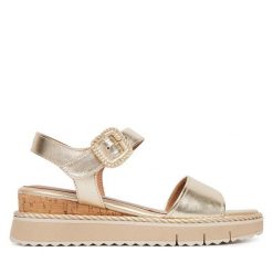 Sandały Tamaris. Żółte sandały damskie Tamaris, bez wzorów, bez obcasa, na koturnie, bez zapięcia. Za 369.99 zł.