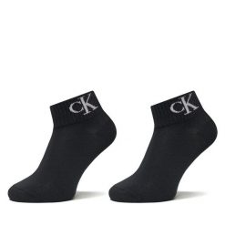 Skarpety długie Calvin Klein Jeans. Czarne skarpety damskie Calvin Klein Jeans, bez wzorów, z jeansu. Za 59.99 zł.