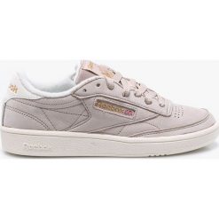 Reebok Classic - Buty Club. Szare obuwie sportowe damskie Reebok Classic, z materiału. W wyprzedaży za 249.90 zł.