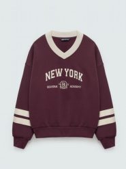 Bluza dziewczęca z kontrastowym wykończeniem bordowa ariadna 604. Czerwone bluzy dla dziewczynek Big Star, bez wzorów, z dzianiny, bez ramiączek, bez kaptura. Za 119.99 zł.