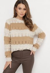 Beżowy Sweter z Ażurowej Dzianiny w Szerokie Paski z Metaliczną Nitką Cassaphne. Brązowe swetry damskie Born2be, w ażurowe wzory, z dzianiny, bez kołnierzyka, bez ramiączek, bez kaptura. Za 89.99 zł.