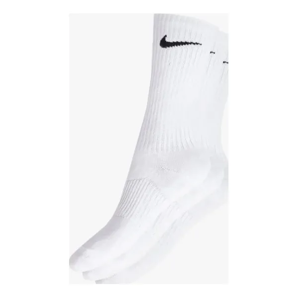Nike Skarpety 3Ppk Crew White , biały, rozmiar M. Białe skarpety damskie Nike, bez wzorów, z bawełny. Za 39.99 zł.