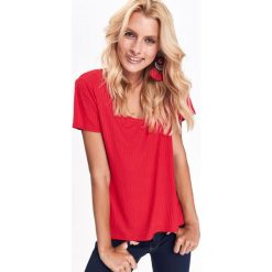 T-SHIRT DAMSKI Z DZIANINY W PRĄŻEK. T-shirty damskie marki TROLL. Za 29.99 zł.