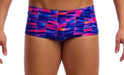 Kąpielówki Funky Trunks Warped Waves - trunki męskie. Niebieskie kąpielówki męskie FUNKY TRUNKS, l, bez wzorów, z poliesteru, do pływania. Za 159.00 zł.