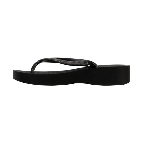 Japonki basenowe damskie Ipanema Mesk X Plat. Czarne klapki damskie Ipanema, z aplikacjami, z materiału, eleganckie, bez obcasa, na koturnie. Za 73.95 zł.
