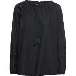 Bluzka z ażurowym haftem: MUST HAVE bonprix czarny. Czarne bluzki damskie bonprix, w ażurowe wzory, bez kołnierzyka, bez ramiączek. Za 54.99 zł.