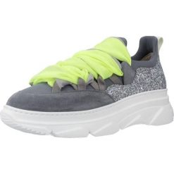 Buty 181 KYOGA Szary. Szare obuwie sportowe damskie BEUCHAT, bez wzorów, ze skóry, trekkingowe. Za 554.99 zł.