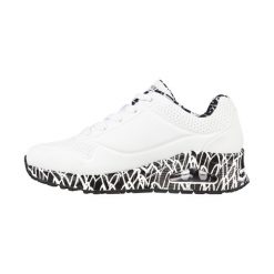 Buty na co dzień damskie SKECHERS UNO LOVING LOVE zdobienie w serca. Białe obuwie sportowe damskie Skechers, z aplikacjami, z materiału, trekkingowe. Za 340.00 zł.