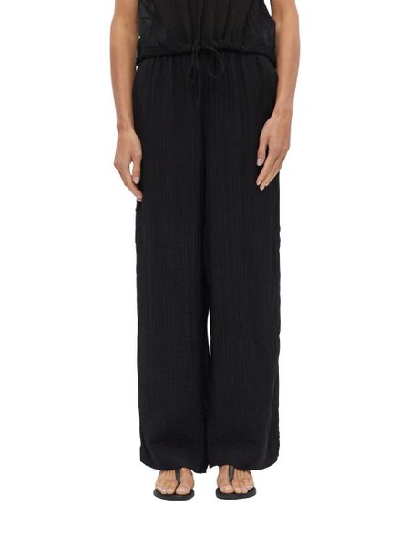 S.Oliver BLACK LABEL Spodnie Kobiety czarny, 40. Czarne spodnie materiałowe damskie s.Oliver BLACK LABEL, s, bez wzorów, z wiskozy. Za 429.95 zł.