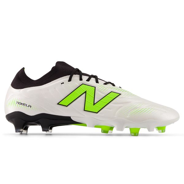 Korki męskie New Balance TEKELA PRO FG V5 ST2FLSP5 – białe. Białe buty sportowe męskie New Balance, z gumy, bez zapięcia, do piłki nożnej. Za 649.99 zł.
