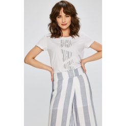 G-Star Raw - Top. Szare topy damskie G-Star Raw, z nadrukiem, z bawełny, z okrągłym kołnierzem, z krótkim rękawem. W wyprzedaży za 99.90 zł.