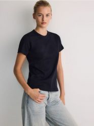 T-shirt HEAVY COTTON - granatowy. Niebieskie t-shirty damskie Reserved, l, bez wzorów, z bawełny, bez kołnierzyka. W wyprzedaży za 29.99 zł.