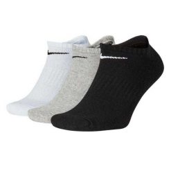 Skarpety Unisex Dla Dorosłych No Show Everyday (zestaw 3 Sztuk). Białe skarpety męskie Nike, bez wzorów. Za 97.99 zł.