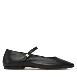 Baleriny Tommy Hilfiger. Czarne baleriny damskie Tommy Hilfiger, bez wzorów, bez obcasa. Za 479.99 zł.