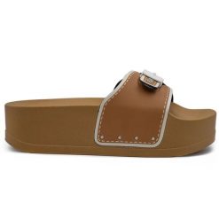 Klapki turystyczne damskie Scholl Pescura Moon Wedge. Brązowe klapki damskie Scholl, bez wzorów, z materiału, eleganckie, bez obcasa, na koturnie. Za 169.49 zł.