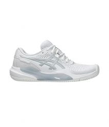 Damskie buty do tenisa Asics Gel-Challenger 15 Clay. Białe obuwie sportowe damskie Asics, bez wzorów, z materiału, na fitness i siłownię. Za 573.85 zł.