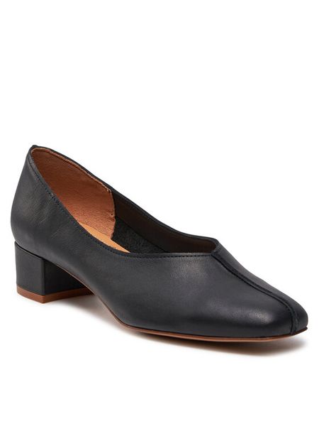 Balagan Czółenka Apulia Czarny. Czarne czółenka damskie BALAGAN, bez wzorów, ze skóry, bez obcasa, bez zapięcia. Za 399.99 zł.