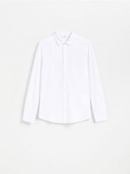 Gładka koszula super slim fit - biały. Białe koszule męskie Reserved, l, bez wzorów, z dzianiny, bez kołnierzyka, bez ramiączek. Za 129.99 zł.