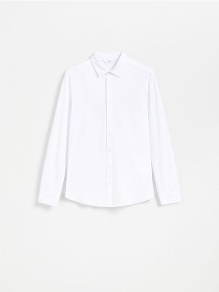 Gładka koszula super slim fit - biały. Białe koszule męskie Reserved, l, bez wzorów, z dzianiny, bez kołnierzyka, bez ramiączek. Za 129.99 zł.