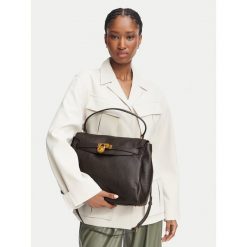 Torebka MICHAEL Michael Kors. Brązowe torebki do ręki damskie MICHAEL Michael Kors, bez wzorów, klasyczne, bez dodatków. Za 1,739.00 zł.