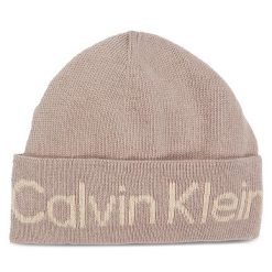Czapka Calvin Klein. Brązowe czapki i kapelusze damskie Calvin Klein, na zimę, bez wzorów. Za 289.99 zł.