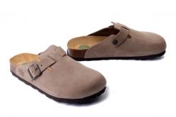 DR. BRINKMANN 600132-08 taupe, klapki damskie. Brązowe klapki damskie Dr. Brinkmann, bez wzorów, ze skóry, bez obcasa. Za 309.90 zł.