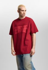 Koszulka sportowa męska Prosto Street Couture z krótkim rękawem. Czerwone koszulki sportowe męskie Prosto., l, z aplikacjami, z bawełny, bez kołnierzyka, bez ramiączek. Za 164.99 zł.